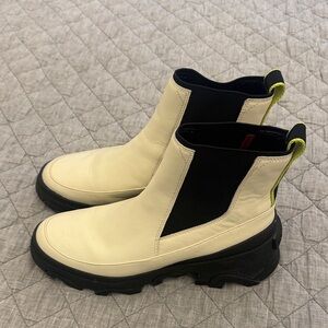 Sorel Cream and Black Boots with Neon Accent